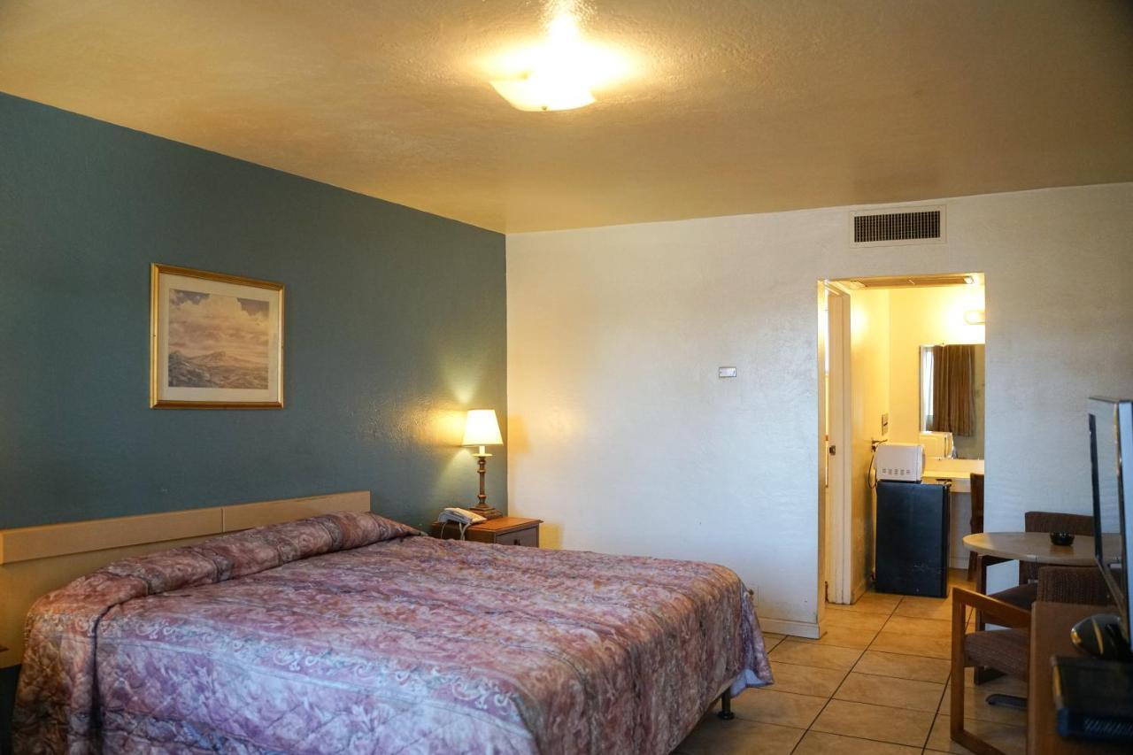 Downtown Inn Albuquerque Exterior photo